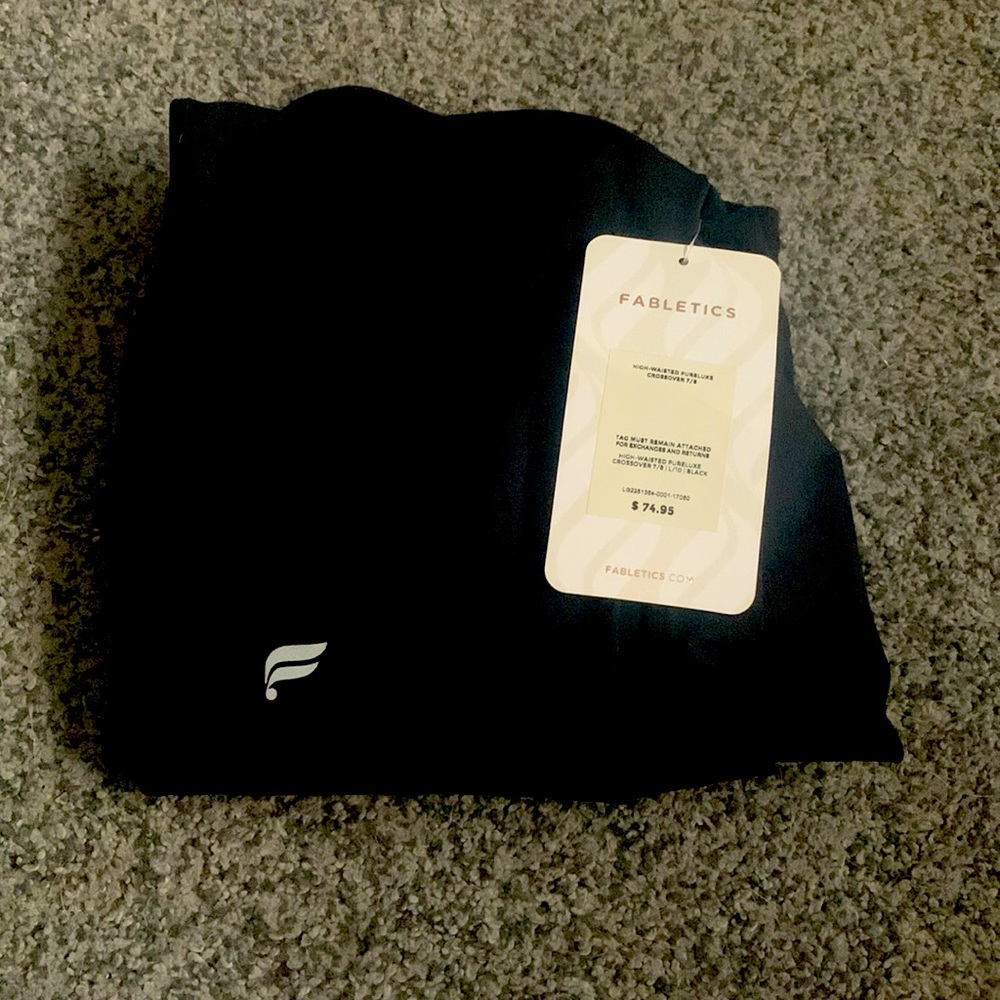 High waisted crossover black fabletics leggings